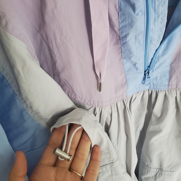 SOLDAmerican Eagle Outfitters Winderbreaker pastel - Picture 3 of 4